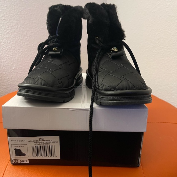 BNIB Kurt Geiger Toddler Boots w fur - Picture 1 of 3